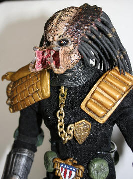 judge predator , predator , judge dreed , 12 pouces , 12 inch 