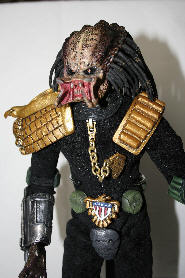 judge predator , predator , judge dreed , 12 pouces , 12 inch 